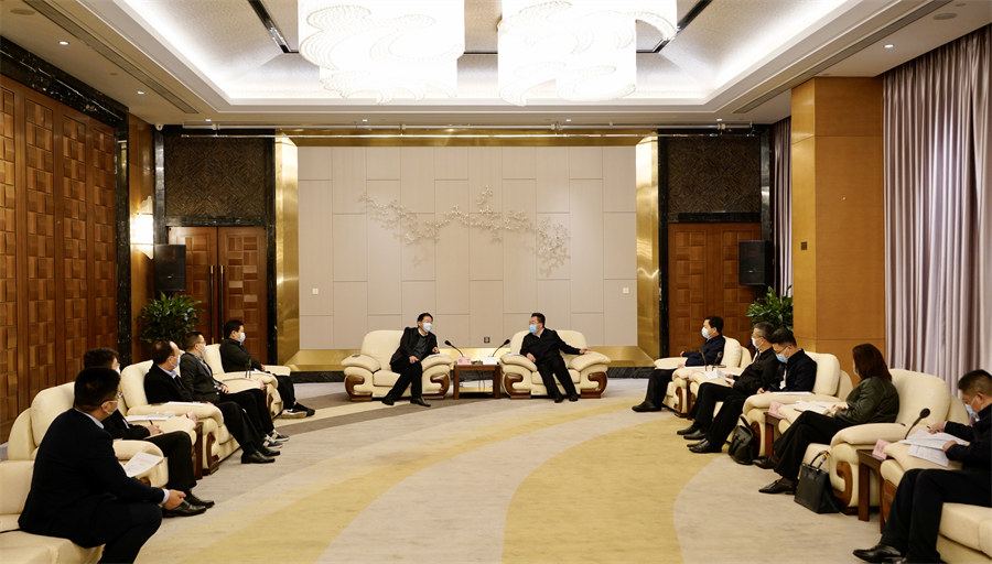 省尊龙凯时集团党委书记、董事长任丁率队赴南充调研