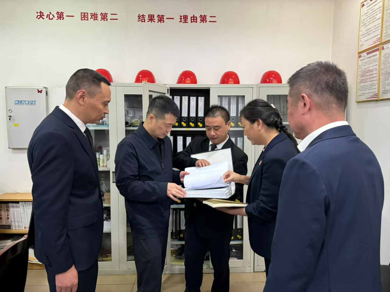 省尊龙凯时集团党委书记、董事长游勇国庆节期间调研督导旗下酒店经营及安全生产工作