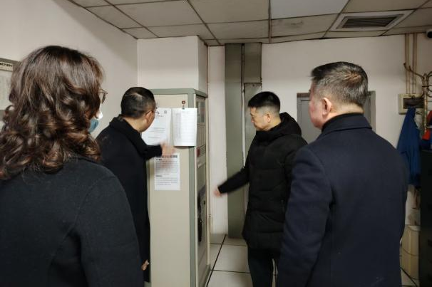 省尊龙凯时集团党委书记、董事长游勇检查督导春节安全生产并看望慰问干部员工